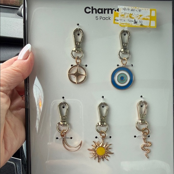 University T Accessories - 5 Pack of Keychain/Bag Charms  ~ Gold and Blue